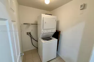 1934 SW 60th Ave, North Lauderdale, FL 33068 - Photo 14