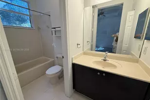 4282 NE 9th St, Homestead, FL 33033 - Photo 18