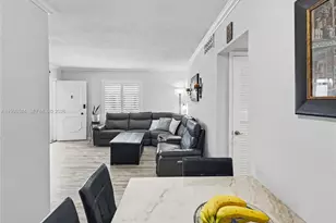 2270 NE 68th St, Fort Lauderdale, FL 33308 - Photo 2