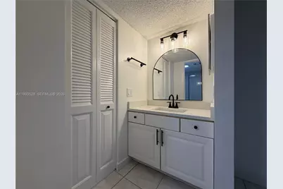 400 Commodore Dr #101, Plantation, FL 33325 - Photo 28