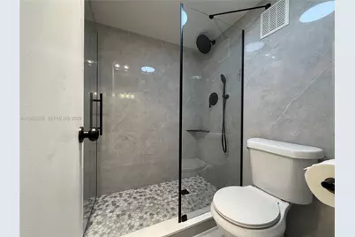 400 Commodore Dr #101, Plantation, FL 33325 - Photo 30