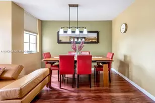 19999 E Country Club Dr, Aventura, FL 33180 - Photo 4