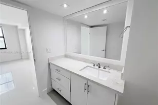 2333 Brickell Ave, Miami, FL 33129 - Photo 10