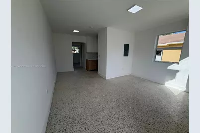 2784 SW 31st Pl, Miami, FL 33133 - Photo 4