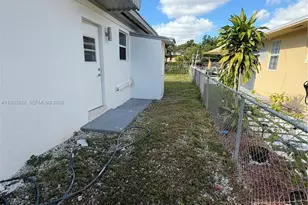 2784 SW 31st Pl, Miami, FL 33133 - Photo 16