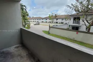 10090 NW 80th Ct, Hialeah Gardens, FL 33016 - Photo 24