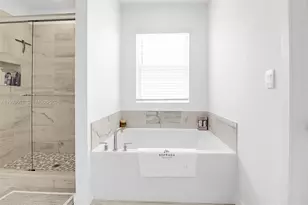 1521 SE 7th Ct, Homestead, FL 33033 - Photo 14