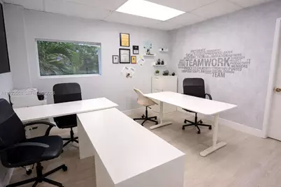 6405 NW 36th St, Virginia Gardens, FL 33166 - Photo 6