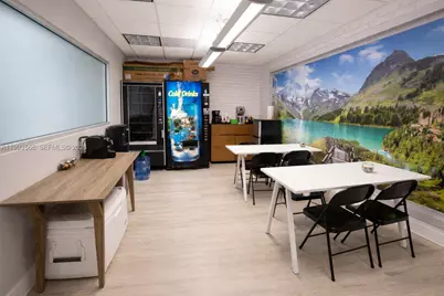 6405 NW 36th St, Virginia Gardens, FL 33166 - Photo 2