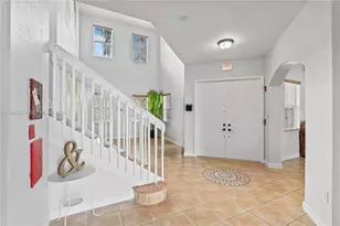 18140 NW 90th Ave, Hialeah, FL 33018 - Photo 6