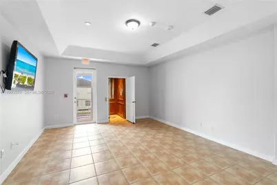 18140 NW 90th Ave, Hialeah, FL 33018 - Photo 46