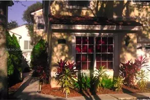 925 Opal Terrace, Weston, FL 33326 - Photo 2