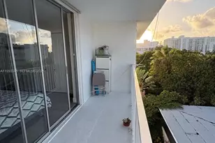 910 Michigan Ave, Miami Beach, FL 33139 - Photo 12