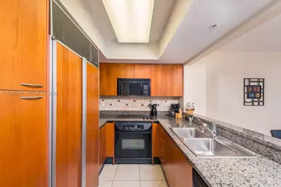 1500 Ocean Drive #609, Miami Beach, FL 33139 - Photo 6