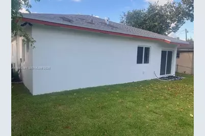 746 NW 112th St, Miami, FL 33168 - Photo 10