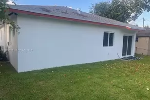 746 NW 112th St, Miami, FL 33168 - Photo 10