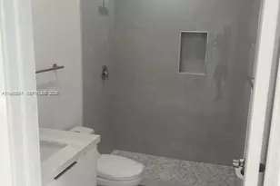 746 NW 112th St, Miami, FL 33168 - Photo 24