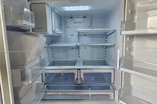 8360 NW 103rd St, Hialeah Gardens, FL 33016 - Photo 16