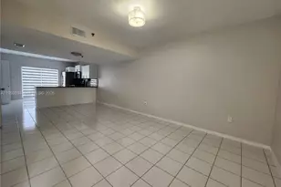 8360 NW 103rd St, Hialeah Gardens, FL 33016 - Photo 8