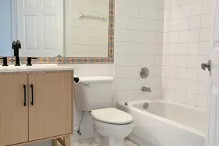 9640 NW 2nd St, Pembroke Pines, FL 33024 - Photo 6