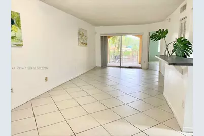9640 NW 2nd St #5-204, Pembroke Pines, FL 33024 - Photo 4