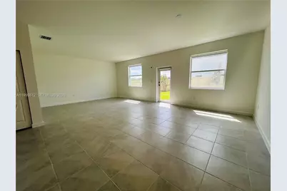 19404 SW 339th Ter, Homestead, FL 33034 - Photo 6