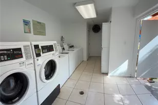 7155 Miami Lakes Dr, Miami Lakes, FL 33014 - Photo 20