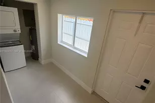 850 NW 109th St, Miami, FL 33168 - Photo 6