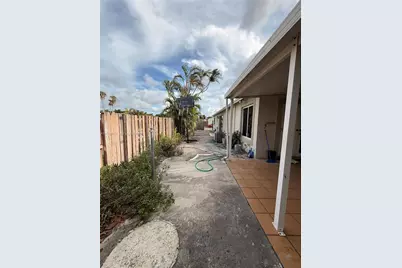 [Address not provided], Hialeah, FL 33015 - Photo 20