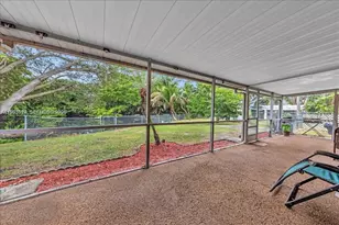 3930 NW 79th Way, Davie, FL 33024 - Photo 26