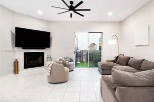 835 NE 17th Way, Fort Lauderdale, FL 33304 - Photo 10