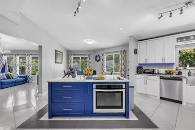 15240 SW 188th St, Miami, FL 33187 - Photo 10