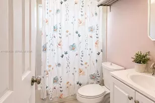 1878 NW 45th Ct, Tamarac, FL 33309 - Photo 10