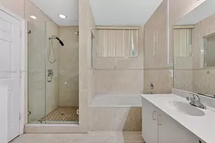 8852 NW 147th Ln, Miami Lakes, FL 33018 - Photo 34