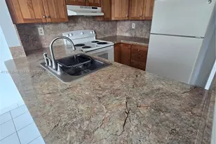 14827 SW 80th St, Miami, FL 33193 - Photo 2