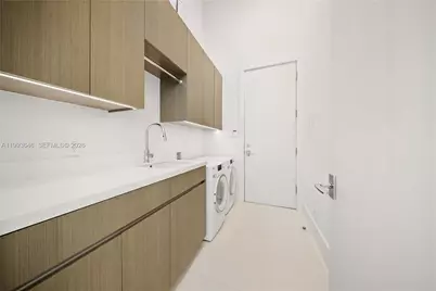 2815 NE 26th Pl, Fort Lauderdale, FL 33306 - Photo 8