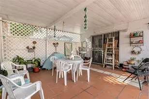 1460 W 43rd Pl, Hialeah, FL 33012 - Photo 20