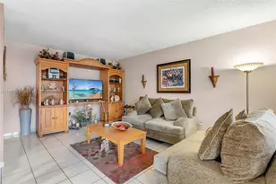 1460 W 43rd Pl, Hialeah, FL 33012 - Photo 4