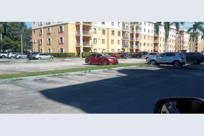 9360 Fontainebleau Blvd #104, Miami, FL 33172 - Photo 14