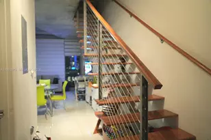 690 SW 1st Ct, Miami, FL 33130 - Photo 2