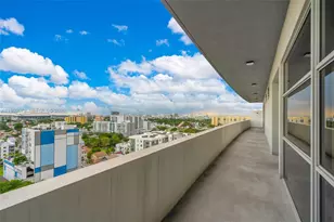 36 NW 6th Ave, Miami, FL 33128 - Photo 38