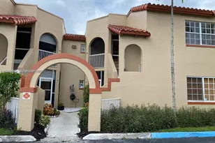 8713 SW 5th St, Pembroke Pines, FL 33025 - Photo 1