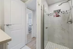 72 Monaco B, Delray Beach, FL 33446 - Photo 24