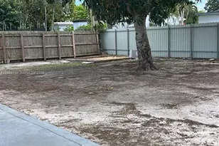 3310 NW 171st St, Miami Gardens, FL 33056 - Photo 2