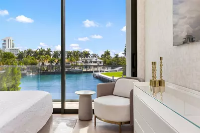 2560 Del Lago Dr, Fort Lauderdale, FL 33316 - Photo 52