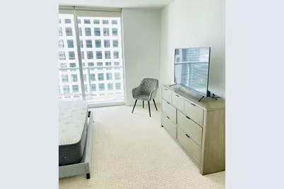 500 Brickell Ave #2708, Miami, FL 33131 - Photo 14