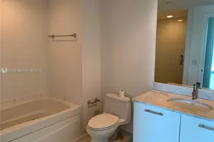 500 Brickell Ave, Miami, FL 33131 - Photo 6