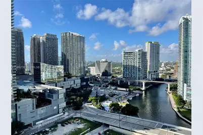 31 SE 5th St #2805, Miami, FL 33131 - Photo 16
