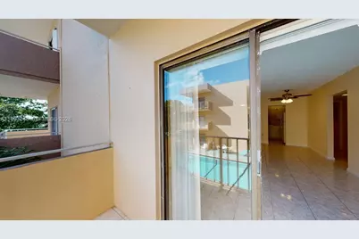 1955 NE 135th St #301, North Miami, FL 33181 - Photo 6