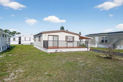 415 E Erie Drive, Fort Pierce, FL 34946 - Photo 4